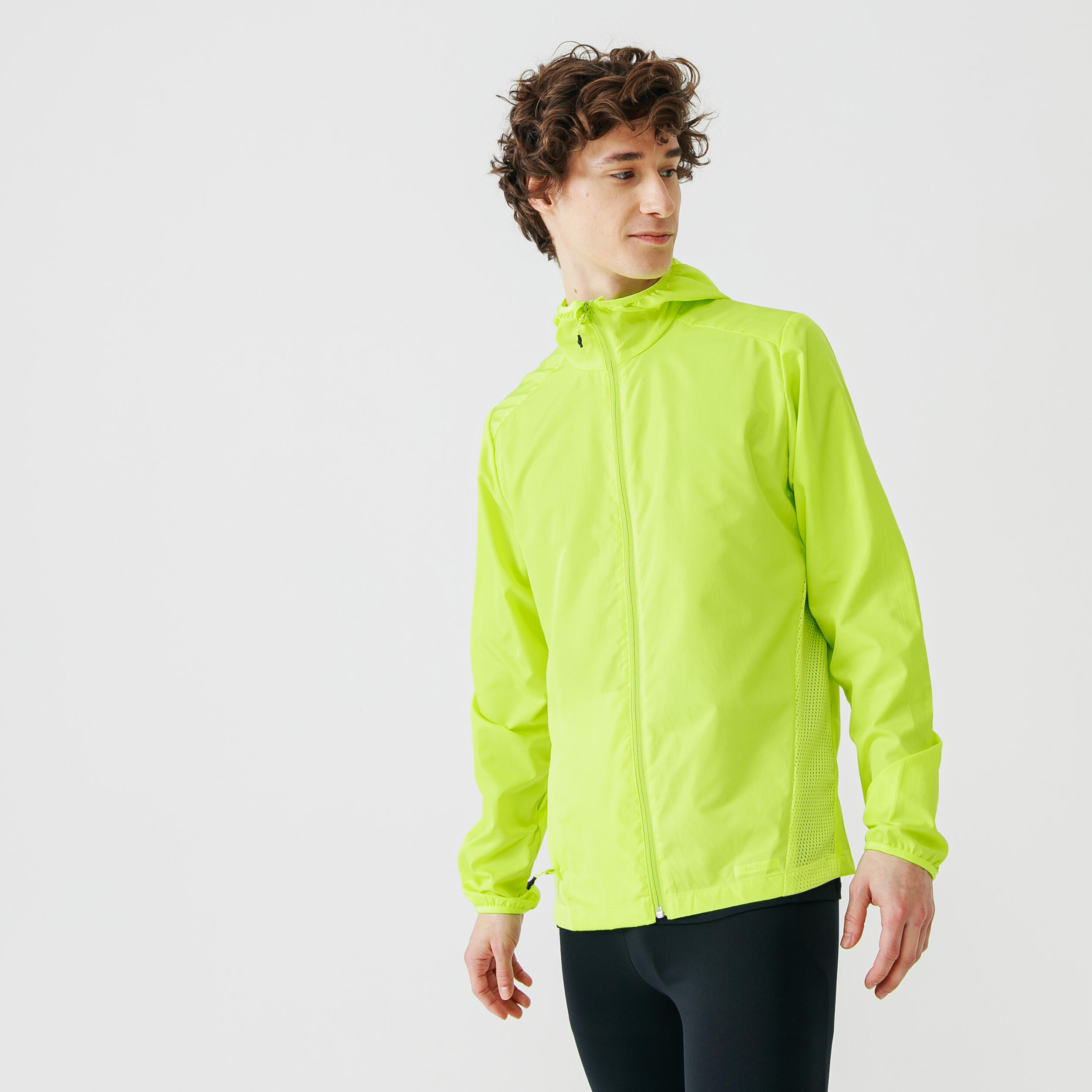 chaqueta-cortavientos-running-hombre-run-wind-amarillo-fluorescente-1.jpg