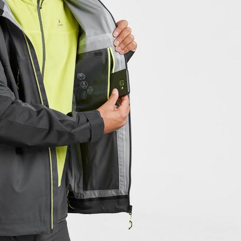 Casaca Impermeable de montaña hombre QUECHUA MH90074