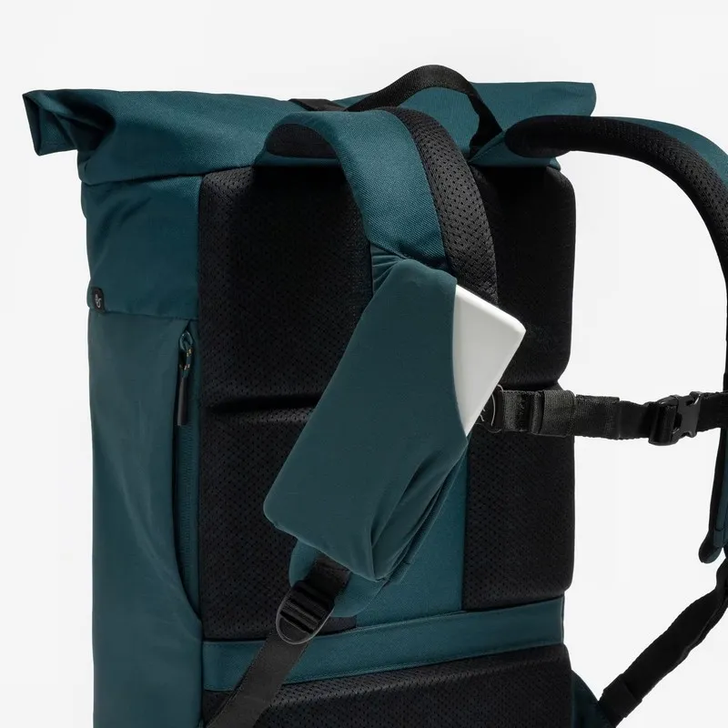 Mochila de senderismo Rolltop 23 LITROS NH500 QUECHUA7_11zon