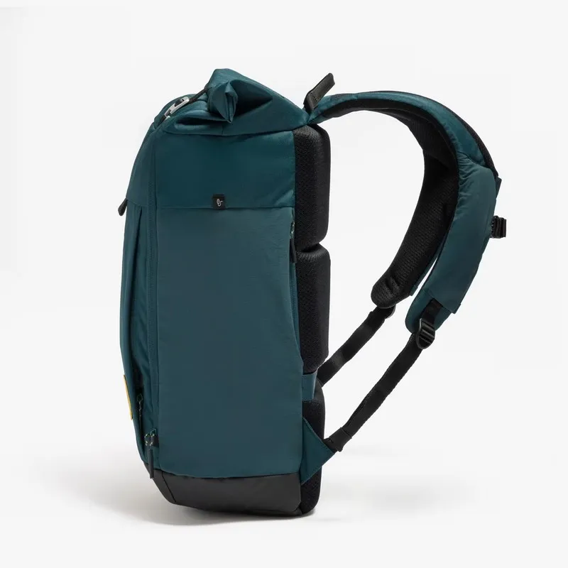 Mochila de senderismo Rolltop 23 LITROS NH500 QUECHUA8_11zon